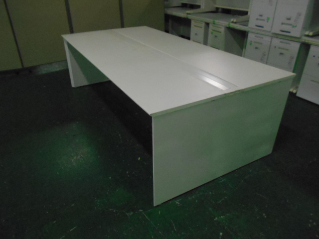 【4名使用推奨/W2400】【関西倉庫在庫】内田洋行製アルプレイス｜流行のフリーアドレスデスク！
                        アルプレイス
                                    中古
            