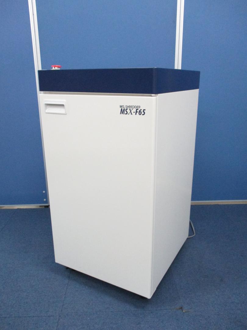 【ハイスペック機が待望入荷!!】新品時はなんと最大裁断枚数65枚!!【2012年製と比較的新しめ!!】
                        その他シリーズ
                                    中古
            