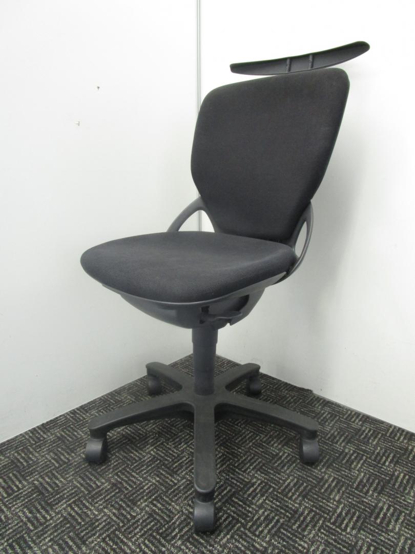 【商品入替セール！¥9,000⇒￥6,000】イトーキ(ITOKI)製 肘無し チェアブラック ハイバック プレーゴチェア ハンガー付 【限定１脚】【β】
                        プレーゴ
                                    中古
            