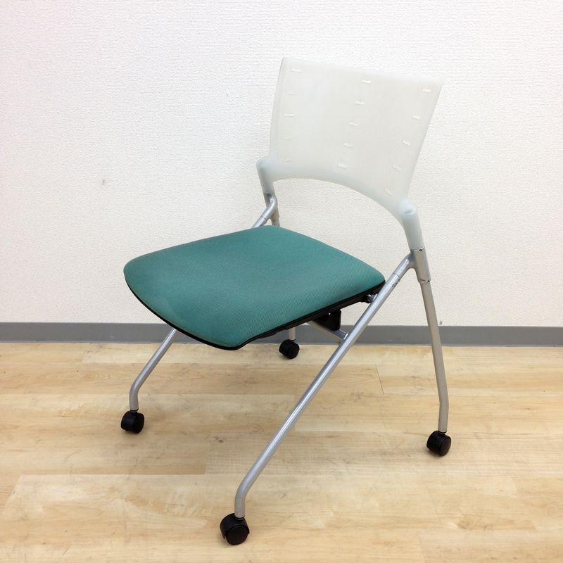 【オープン記念特価】【心や身体の疲れをいやすグリーンのチェア】イトーキ製　マノス
                        マノス
                                    中古
            