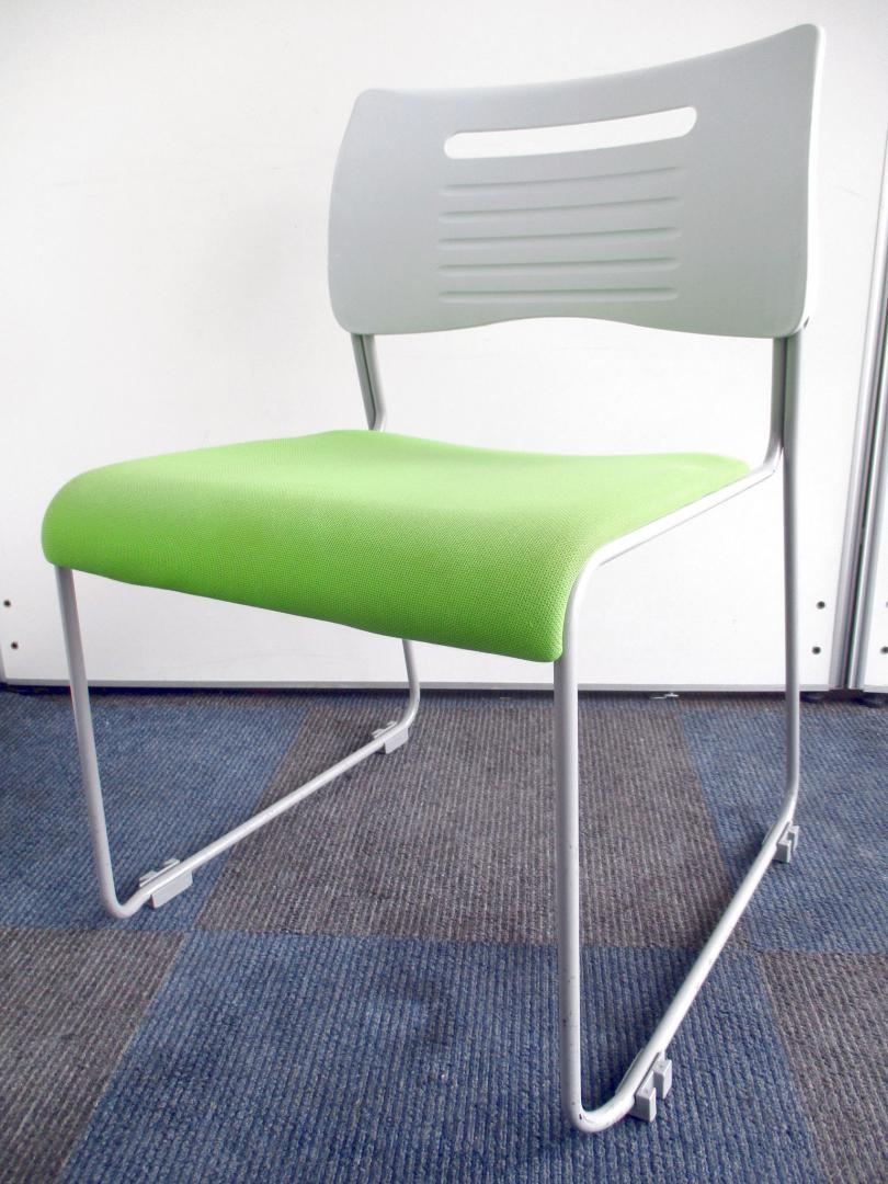 【重ねて収納可能！】鮮やかなライムグリーン色！【今なら30脚揃います】
                        PMC
                                    中古
            