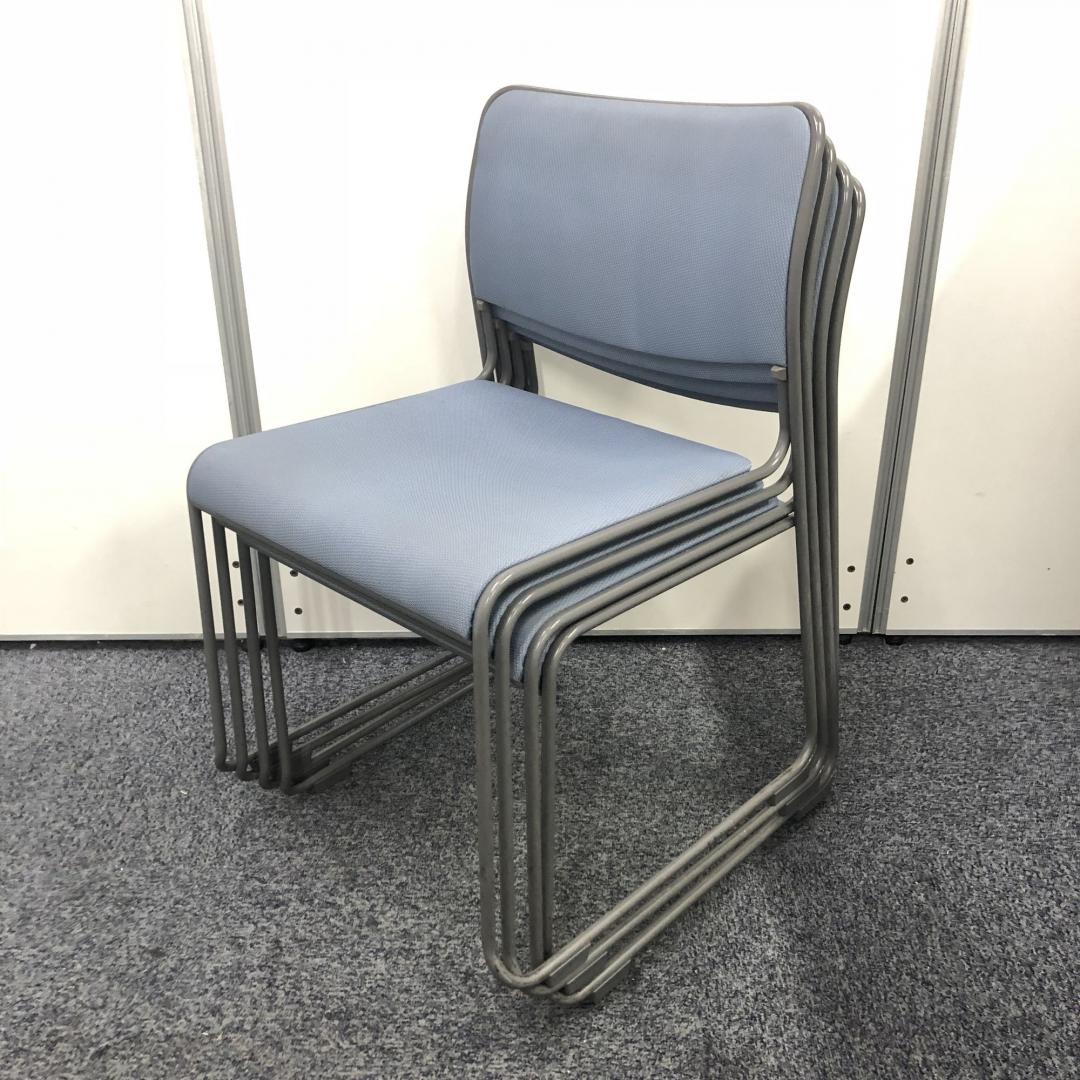 【大量入荷！まとめ買いがお得！】4脚セット　ナイキ製 スタッキングチェア
                        その他シリーズ
                                    中古
            