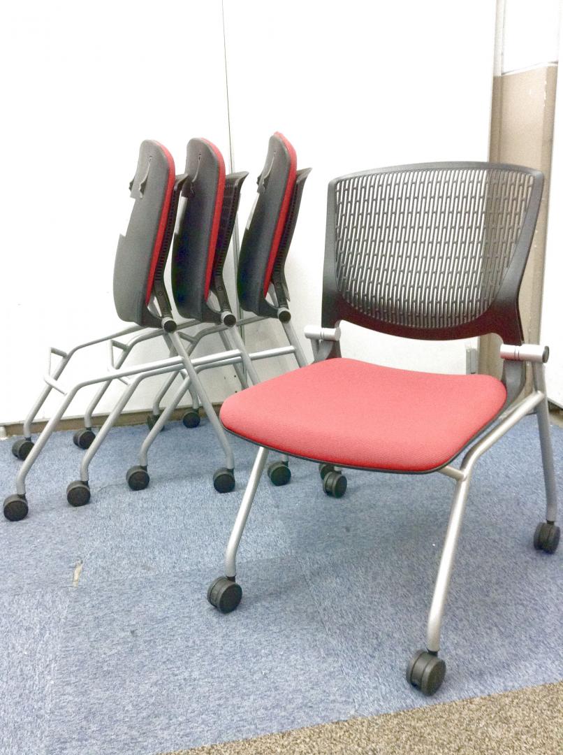 【4脚1セット価格】人気の高級MTG用チェア！まとめてご購入でお得に！
                        グラータ
                                    中古
            