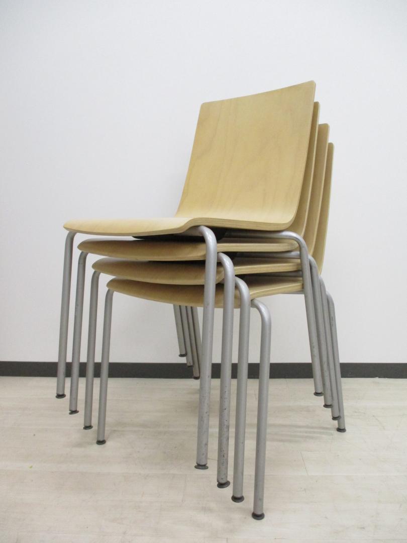 【4脚セット】オカムラ（okamura）製のアルトカフェシリーズ入荷です！オフィスにもカフェにでもオススメ致します！
                        その他シリーズ
                                    中古
            