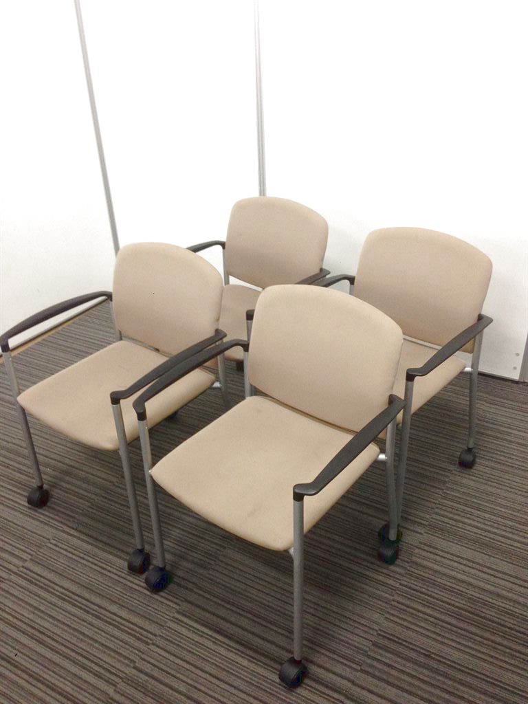 【お買い得！】4脚1セットのお得なミーティングチェア！【JOINTEX製！】
                        その他シリーズ
                                    中古
            