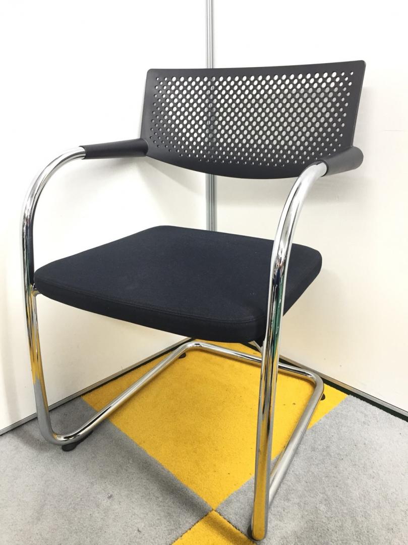 【残り2脚】【抜群の座り心地！】ビザビチェア
                        visavis
                                    中古
            