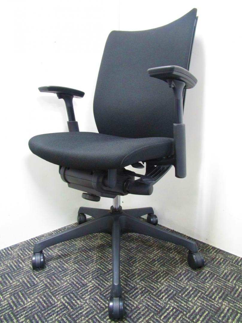 【人気商品再入荷！】オカムラ製ヴィスコンテ　◆大人気のブラック　◆高機能なのに安くて座り心地抜群！【さいたま店】【おすすめ！】
                        ヴィスコンテ
                                    中古
            