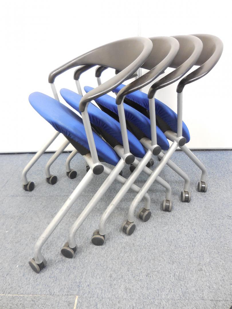 【商品入れ替えの為特別価格】【4脚セット商品！】国産ネスティングチェアが、4脚セットでのご提案！まとめての入替にお勧め！
                        スタッカート
                                    中古
            