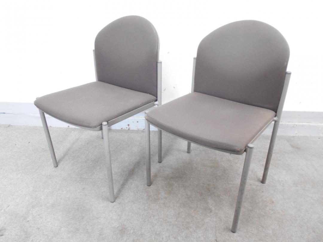 【KS】[在庫入れ替えセール]イトーキ　若干破れ御座いますのでこの価格！
                        その他シリーズ
                                    中古
            