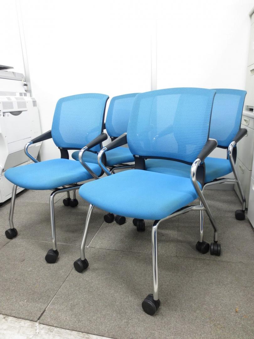 【セットで5％OFF】コクヨのネスティングチェアが4脚セットでお得！【1セット限定】
                        スタイラ
                                    中古
            