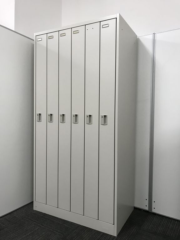 【1台で6名用収容できる優れもの！】1点のみの限定入荷です！お早目に！
                        FZ
                                    中古
            