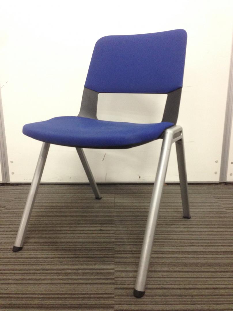 【グッドデザイン賞受賞！】スペースの節約に！コクヨ製のフリップチェア！【12脚入荷！】
                        その他シリーズ
                                    中古
            