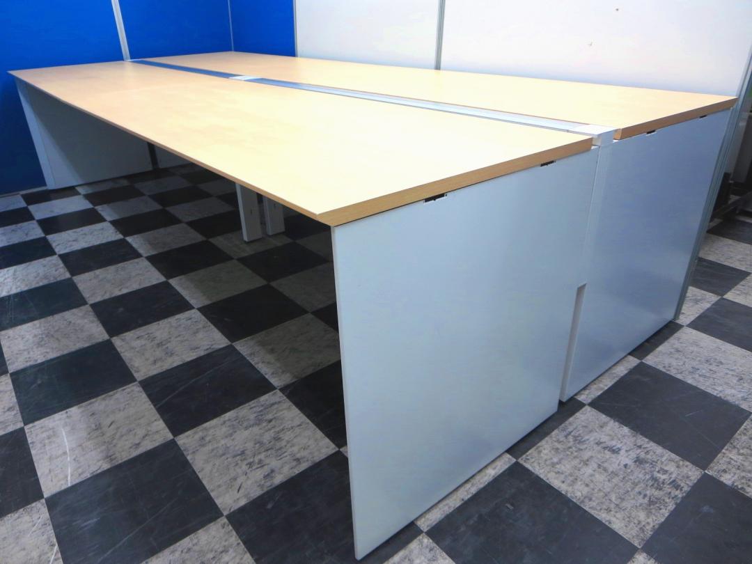 【さいたま大宮店限定！】コクヨ製　ワークヴィスタ　オフィスに明るみを持たせる木目（ナチュラル）カラー【β】
                        ワークヴィスタ 
                                    中古
            