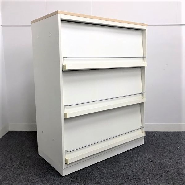 【ホワイト色｜木目天板付き】オシャレな一角を創造する便利アイテム！
                        エディア
                                    中古
            