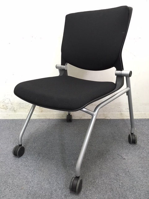 【6脚入荷！】｜ネスティングチェア｜グラータ｜人気のハイセンス会議用チェアが入荷しました！｜質の高いオフィス家具が活躍します!!
                        グラータ
                                    中古
            