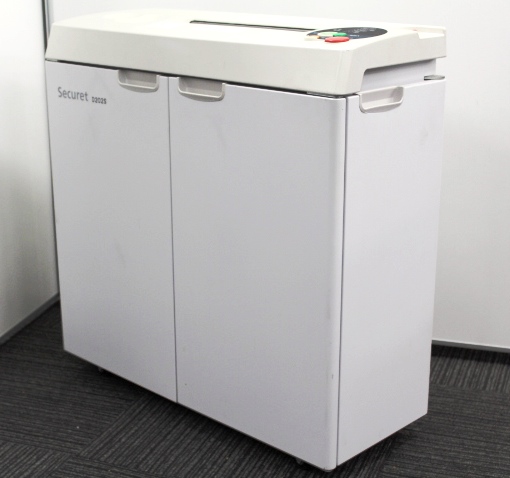 【隠れた名品】裁断品質に自信有り！■ハイパワーな切れ味■そして安い■大手に負けないスペック
                        securetシリーズ
                                    中古
            