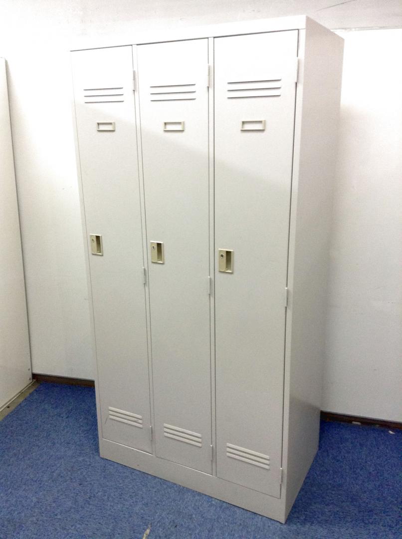 中古】 イトーキ/ITOKI 3人用更衣ロッカー 231870 - 中古オフィス家具