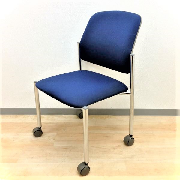 【18脚入荷】重ねて収納+キャスター付きで、使い勝手は様々！！
                        LKシリーズ
                                    中古
            