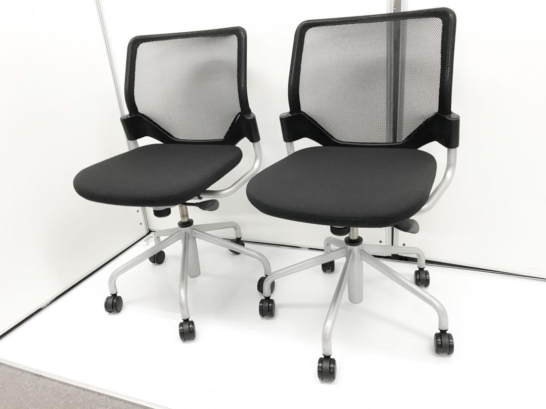 【上下昇降できます！】岡村製作所 エアリチェア ブラック色■人気のメッシュ生地【お洒落】	
                        エアリ
                                    中古
            