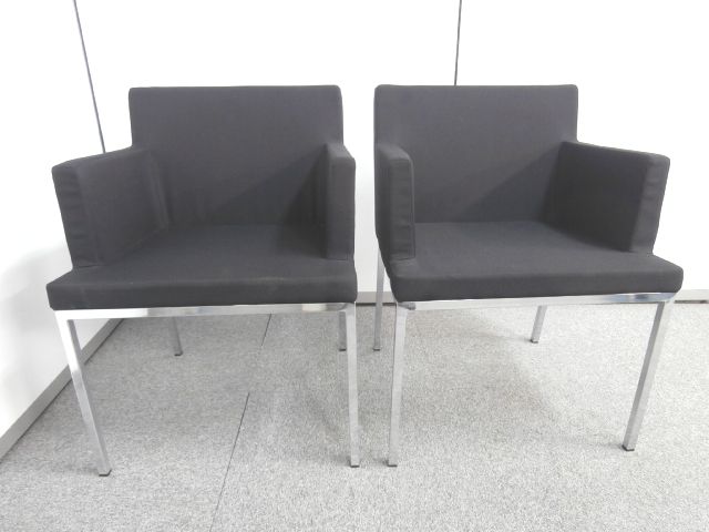 【オシャレなミーティングチェアの２脚セット商品】■ミーティングチェア　■ブラック
                        -
                                    中古
            