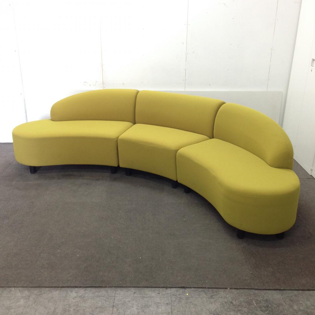 【在庫入替の為お安く！】【オシャレ！】待合室やロビーに置けば一味違ったアクセントに！
                        アルト
                                    中古
            