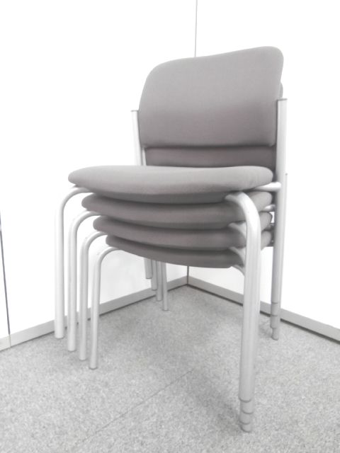 【４脚セット商品！！快適スタッキングチェア】■コクヨ製　■100シリーズ　■スタッキングチェア　■グレー
                        １００シリーズ
                                    中古
            