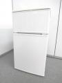 【ホワイトカラーのコンパクトな２ドア式の冷蔵庫】■ユーイング製　■冷蔵庫
