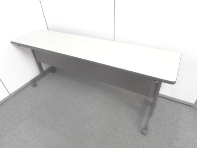 ２台限定！！【女性の方でも折畳みも片手で簡単なサイドスタックテーブルになります！！コスパにも優れた商品です！！】■おつとめ品
                        その他シリーズ
                                    中古
            