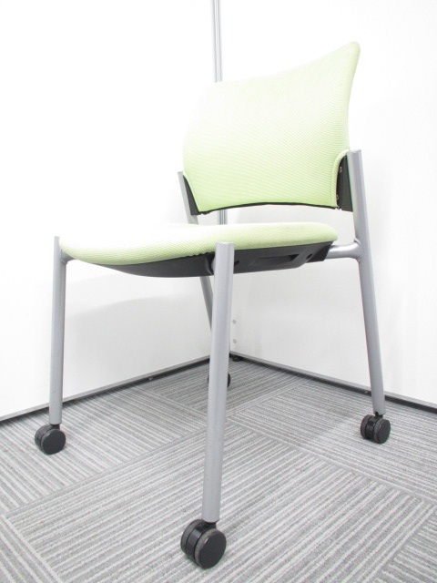 [シンプルデザインで使いやすい!]ローコスト　ミーティングチェア　8147シリーズ　キャスター付き＆上に重ねて収納可能!
                        その他シリーズ
                                    中古
            