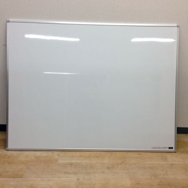 【傷や汚れに強いホーロー！】壁掛け用ホワイトボードが入荷！【限定1枚】
                        SW片面型3×4
                                    中古
            