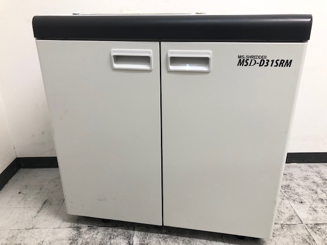 [定価40万越え!?]現行機種/A3裁断可/最大26枚裁断/連続運転/メディア類も裁断可[明光商会]
                        MSシリーズ
                                    中古
            