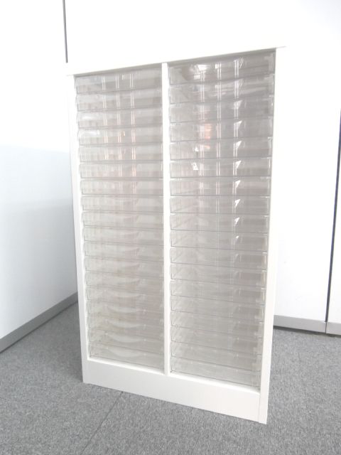 【注目商品！！新古品！未使用品のクリスタルトレイ１８段×２】■生興製　■クリスタルトレイ
                        ＡＮ
                                    新古品
            