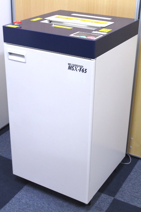 【限定1台入荷！】大量に処理したいお客様におすすめ！新品時同時裁断数何と65枚！散らかりがちな書類を整理整頓しましょう！
                        その他シリーズ
                                    中古
            