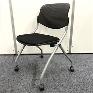 【新古品】【廃盤商品】ネスティングチェア　処分価格にてご提案！1脚限り　
                        PMC
                                    新古品
            