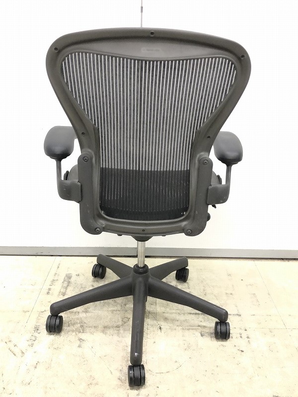 ハーマンミラー アーロンチェア AE111PWB チェア 正規品　Bサイズ 中古】アーロンチェア AE111PWB-0001 AJG1BBBK3D01 CC00046231-1