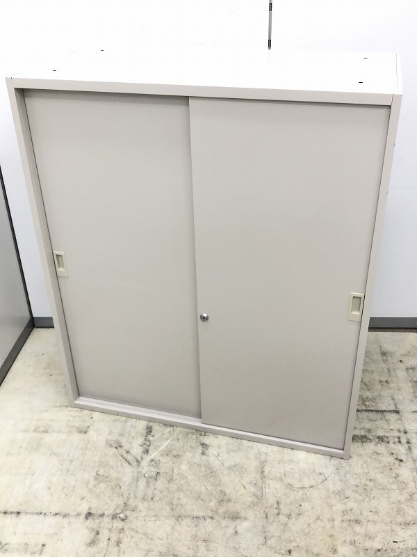 【6台入荷】コクヨ製引き違い書庫　スライド扉で動線も確保しやすい
                        ビジネスウォールNタイプ
                                    中古
            