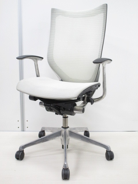 【1脚限定！】快適なリクライニング製を実現！高級チェアの代名詞、オカムラ　バロンチェア！
                        バロン
                                    中古
            