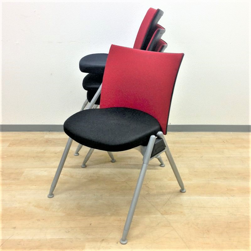 【スタッキングチェア4脚セット！】厚めのクッションで快適な座り心地！内田洋行製・MX-310
                        MX-310 シリーズ
                                    中古
            