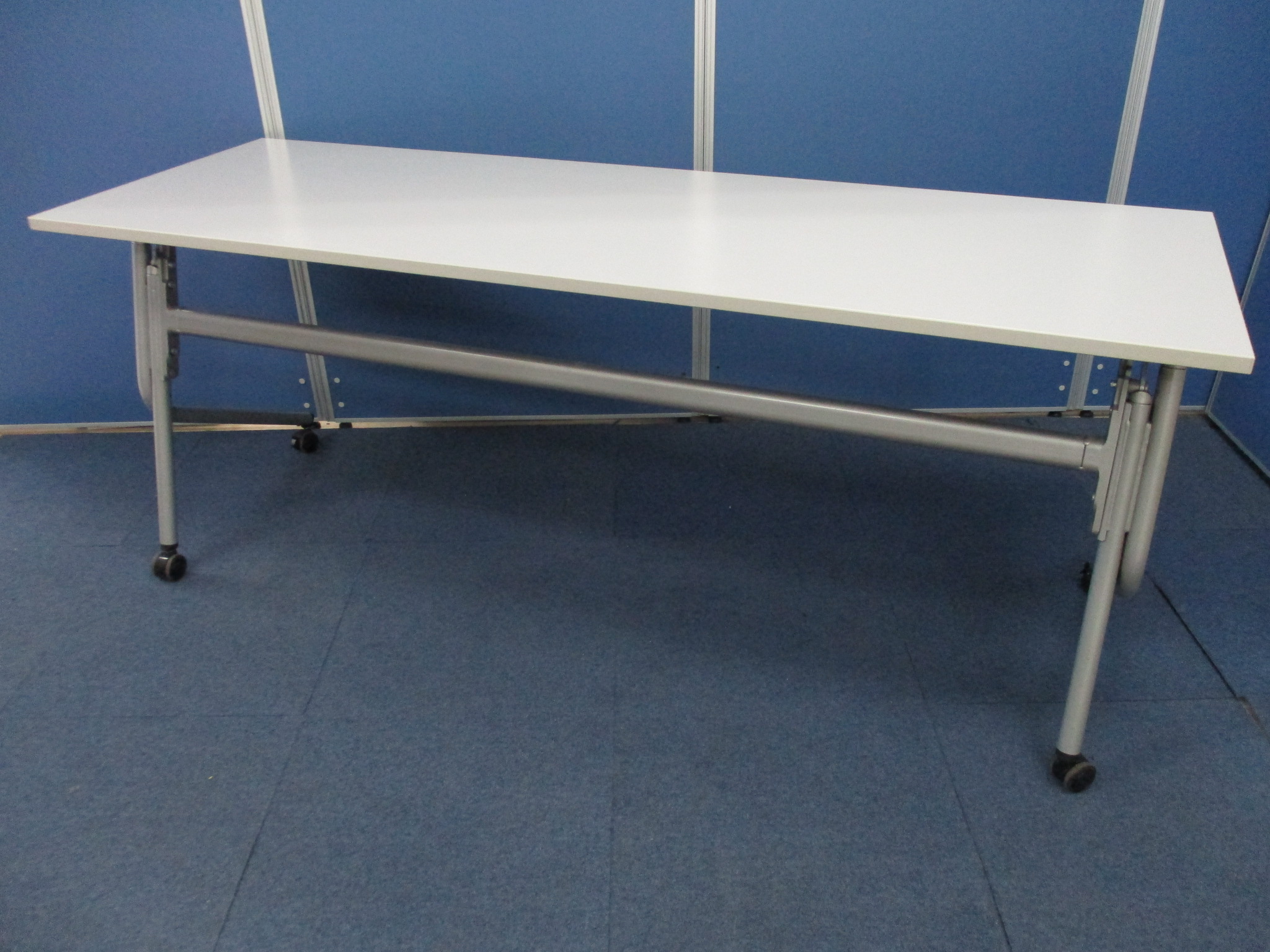 [2台限定!!])  ■会議や研修・セミナー等でのご使用におすすめです!!
                        その他シリーズ
                                    中古
            