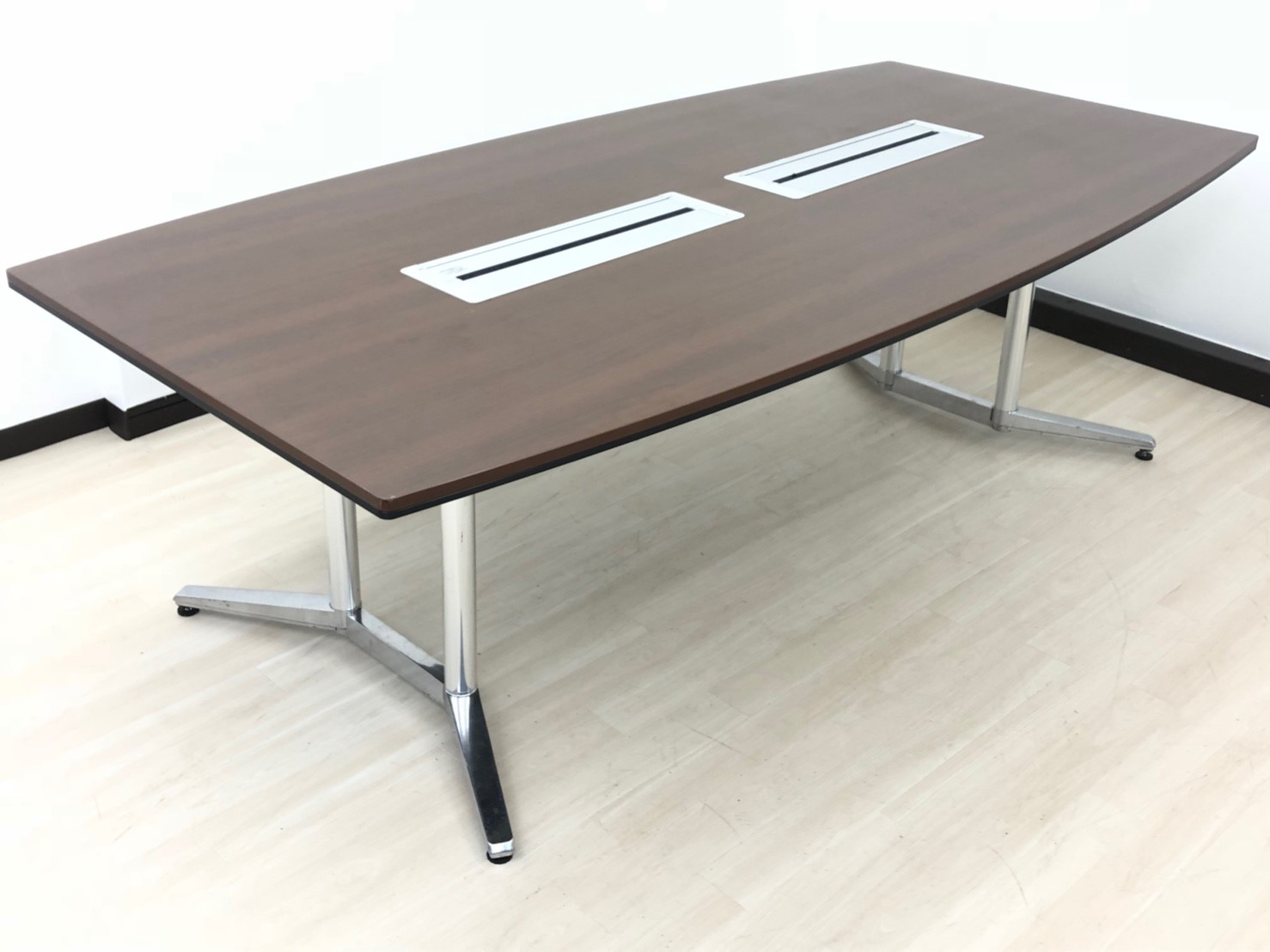 【定価４４万!!?】衝撃特価の高級テーブル■品質にこだわりあり■テーブル王国春日部・越谷店
                        ラティオ
                                    中古
            