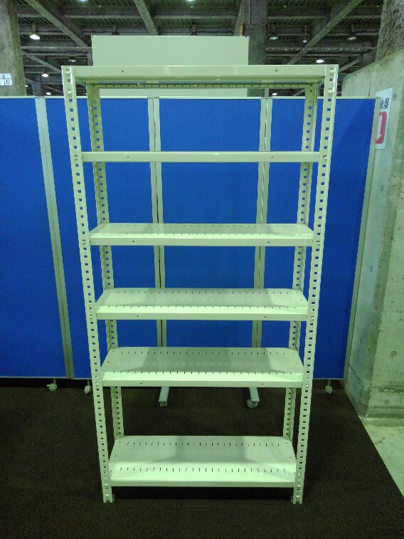オカムラの奥行き300mmの珍しい中古ラックが入荷しました！！　天地6段　耐荷重：段/150kg　ボルトレスなので組立も簡単！！ 　　※マテハン本舗の中古商品は、千葉県柏市に在庫がございます。
                        不明
                                    中古
            
