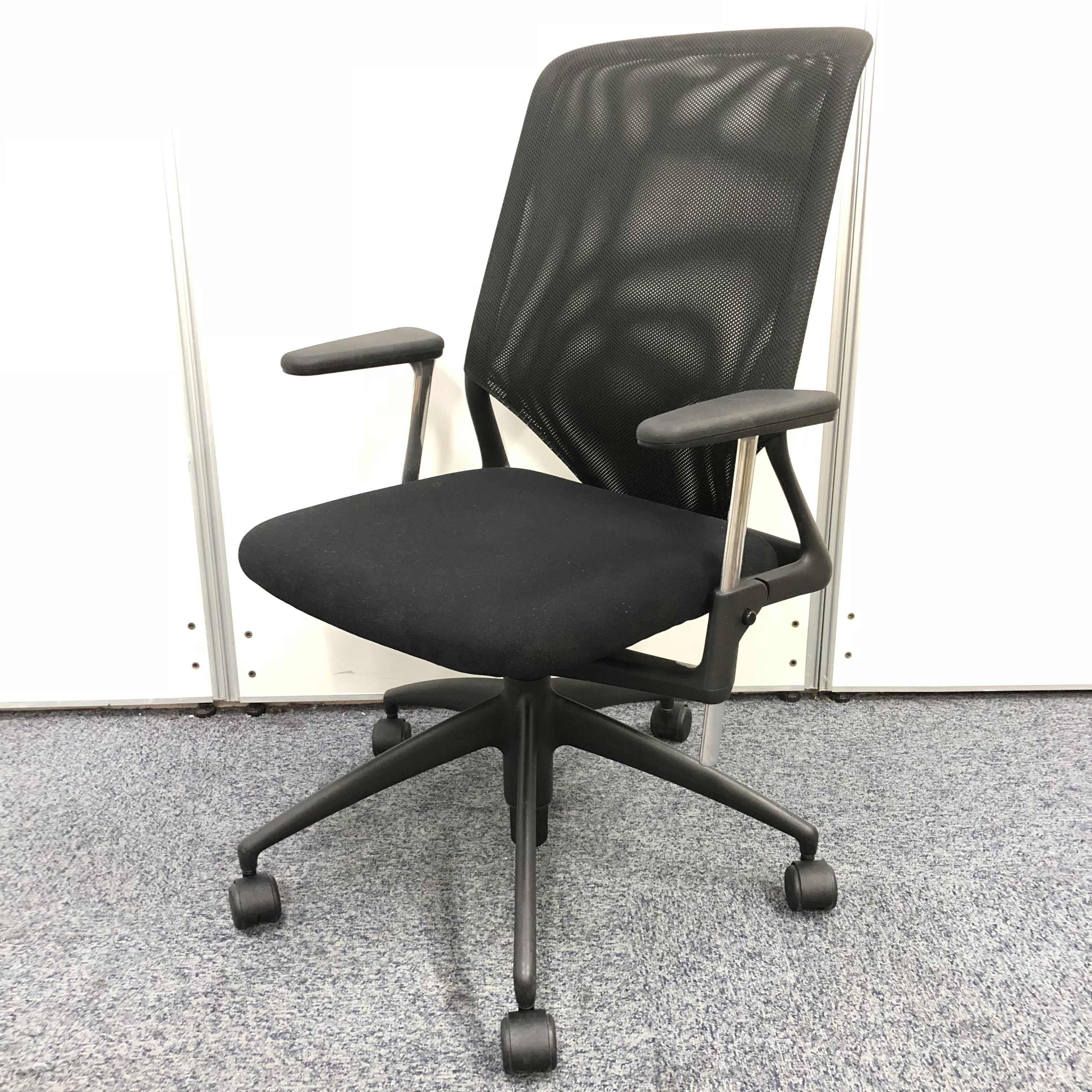中古】メダ2チェア vitra/ヴィトラ 肘付ハイバックチェア