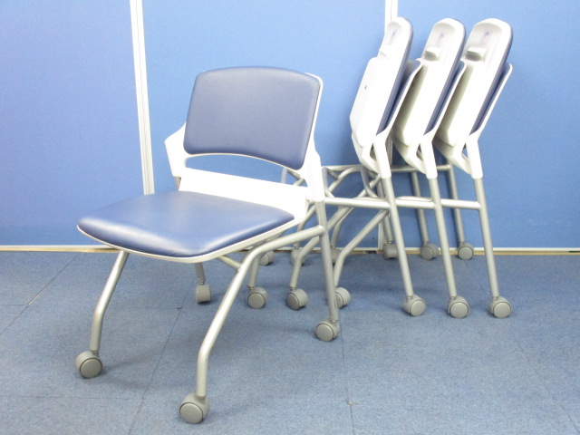 [4脚セットでさらにお得!!]ウチダ(UTIDA) MF-180チェア ブルー■会議室や学習塾・研修等におすすめなネスティングチェア!!ビニールレザーだから汚れにくい!![ネスタブル] 
                        その他シリーズ
                                    中古
            