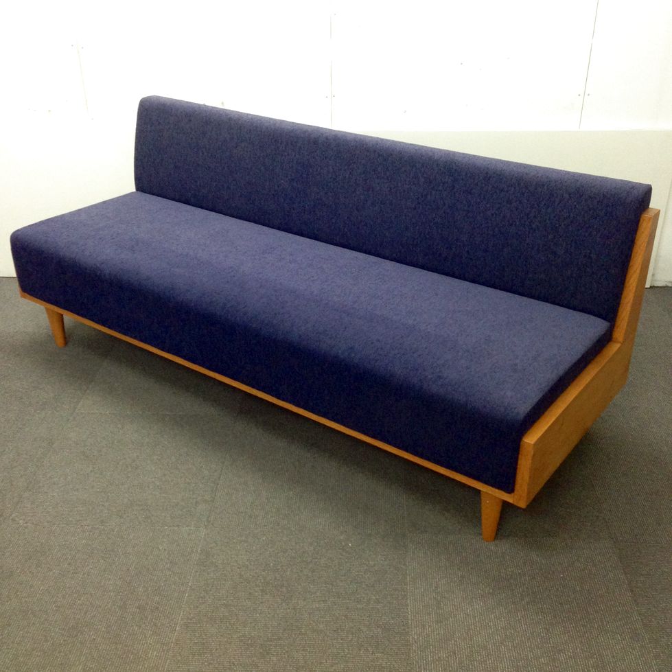 【エントランス必需品！】お洒落な木目との調和でデザイン性の高い商品入荷！
                        その他シリーズ
                                    中古
            