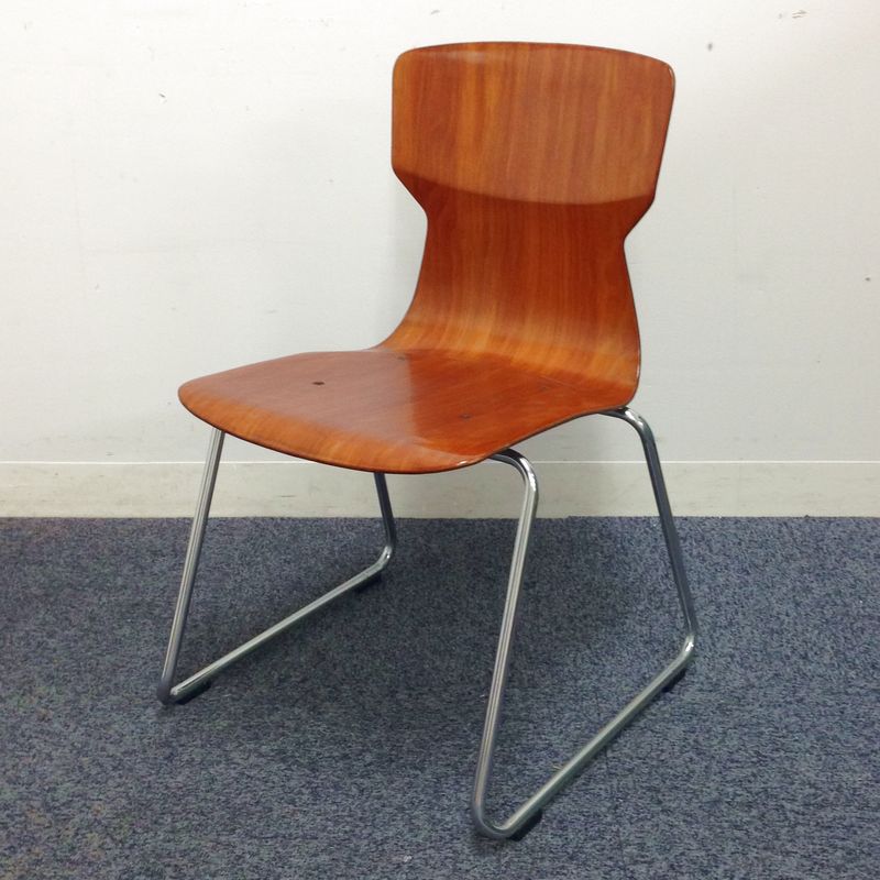 【木製】1つ1つの木目のデザインが違った個性的な逸品｜コクヨ製
                        その他シリーズ
                                    中古
            