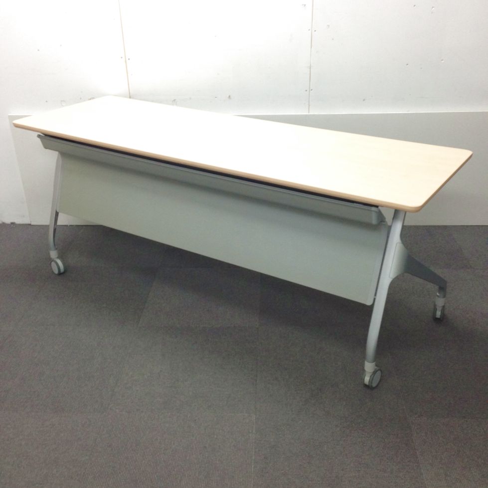 【9台ロット入荷！】コクヨ「エピファイ」シリーズ！ 最先端のスタックテーブル☆
                        エピファイ
                                    中古
            