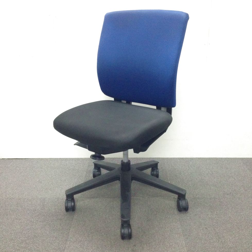 【☆1脚限定☆】ナイキ製！FECT デザイン性とコストパフォーマンスに優れたチェア！
                        FECT
                                    中古
            