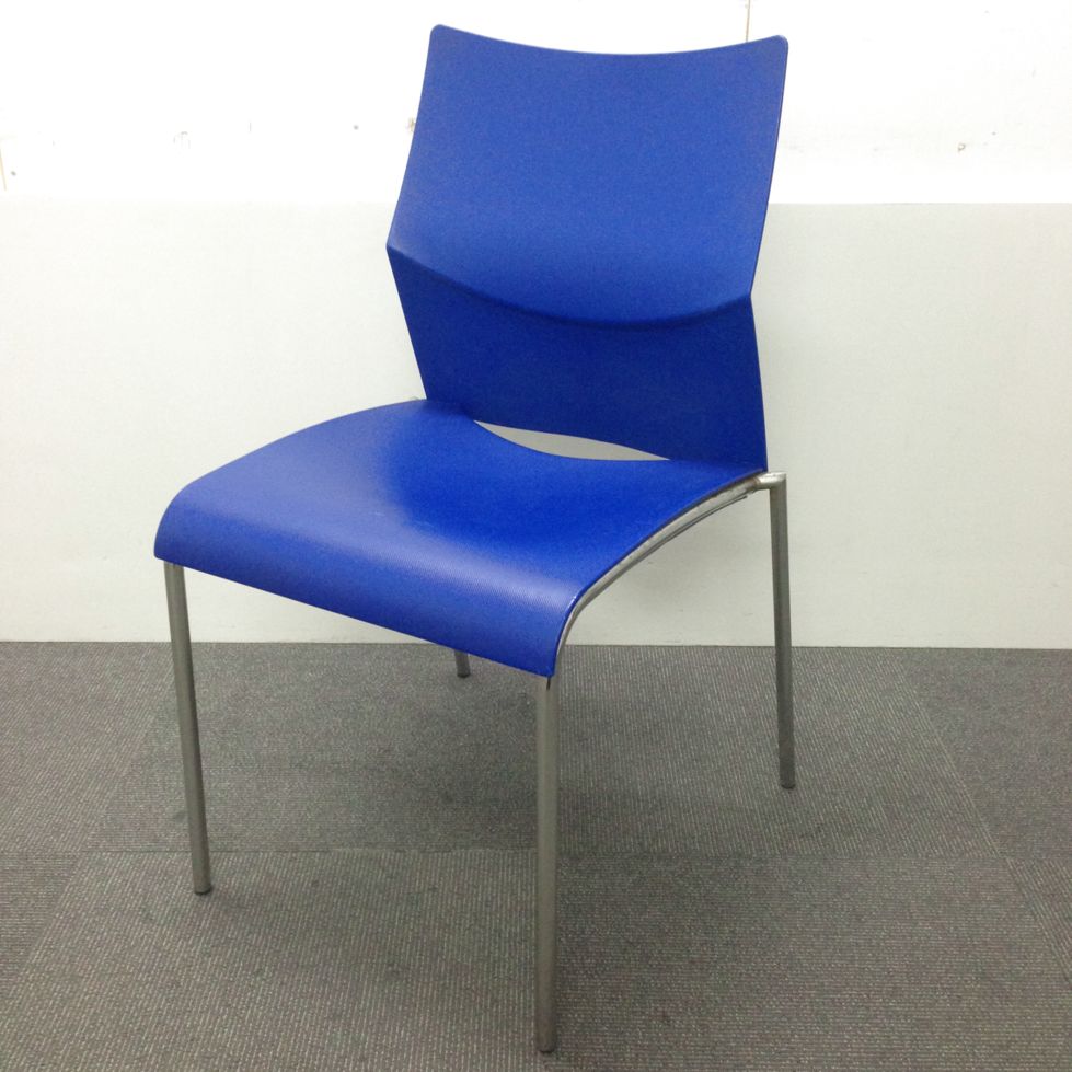 【24脚ロット入荷！】相合家具製☆傷有の為お安く！！
                        -
                                    中古
            