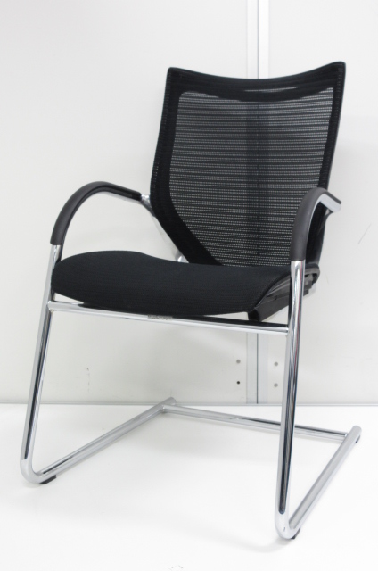 【中古希少品!!なかなか入ってきません!!】応接・商談・会議室用のチェアとしては最高品質!!【人気のメッシュブラック!!】
                        バロン
                                    中古
            