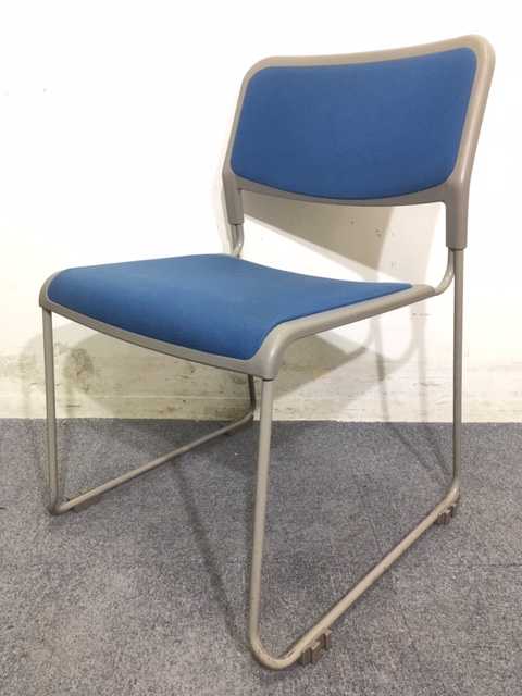 【6脚入荷】｜定番のスタッキングチェア｜会議室や休憩室におすすめ！
                        その他シリーズ
                                    中古
            